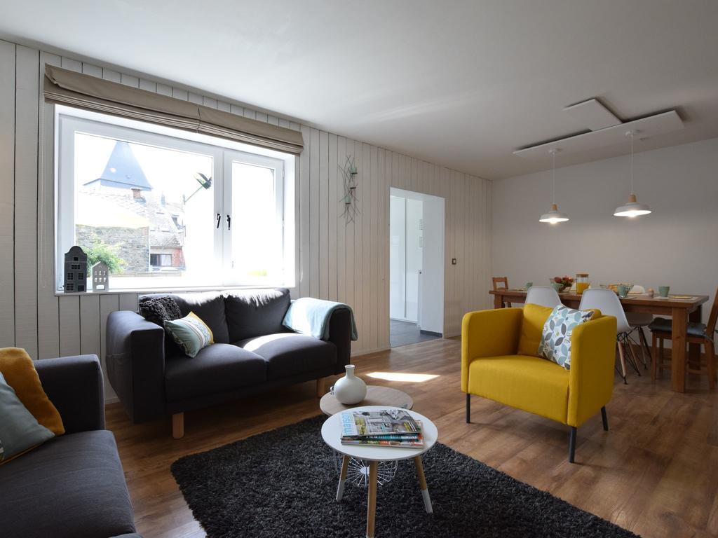 Modern Holiday Home In Bastogne With Fenced Garden المظهر الخارجي الصورة