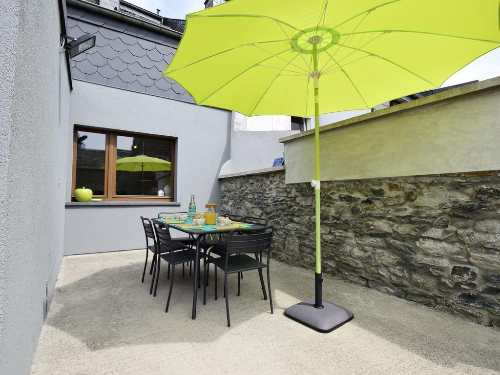 Modern Holiday Home In Bastogne With Fenced Garden المظهر الخارجي الصورة